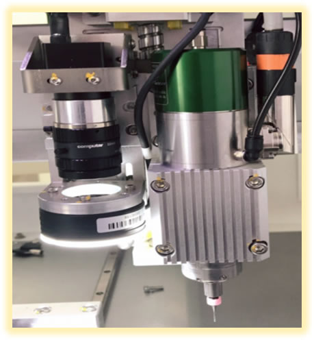On-line adsorption milling cutter dividing machine vision system